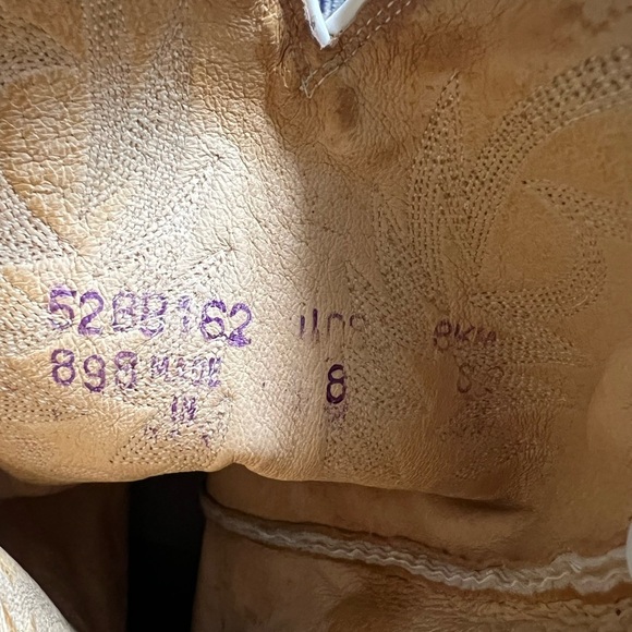 Vintage Dan Post White Cowboy Boots, size 8.5 - Picture 7 of 8